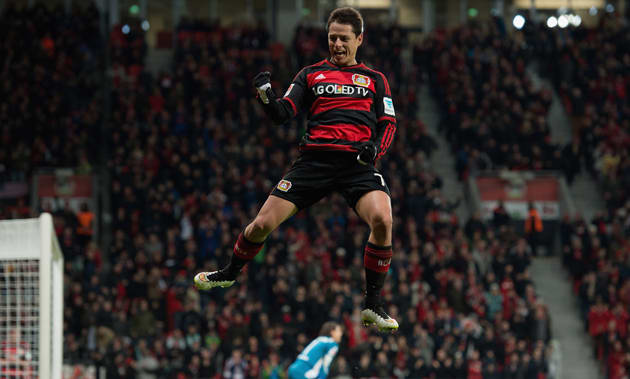 chicharito-leap-inline.jpg